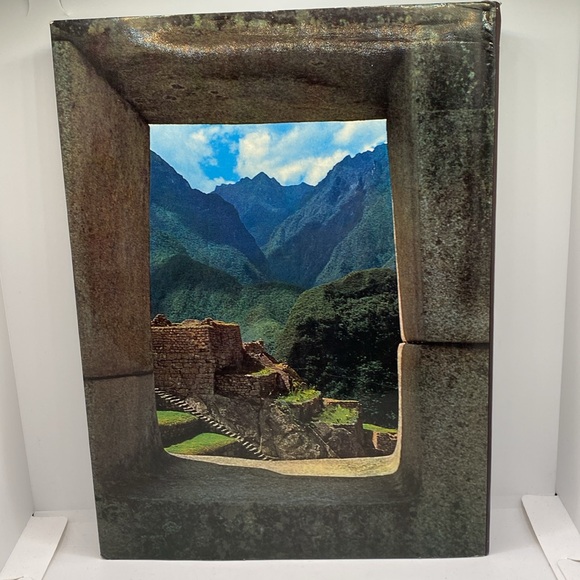 Vintage South American Mythology by Harold Osborne 1968 Hardcover Book - Picture 3 of 13